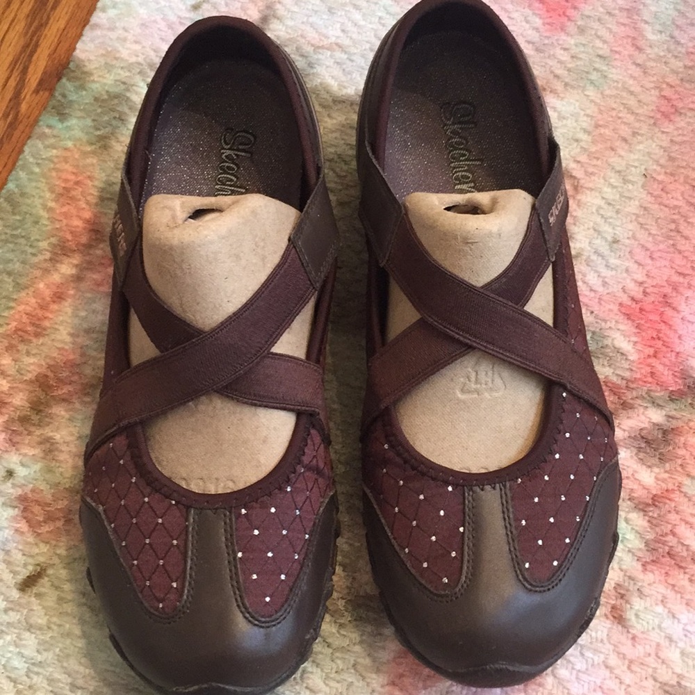 Skechers slip ons